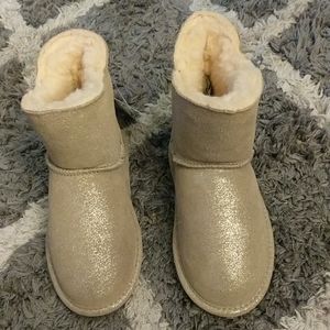 NEW Gold shimmer Bearpaw